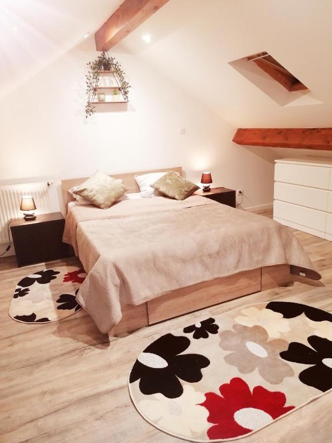 Maisonnette Proche De Lyon * Meyzieu